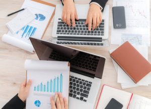 How Cost Accounting Helps Businesses Measure Performance