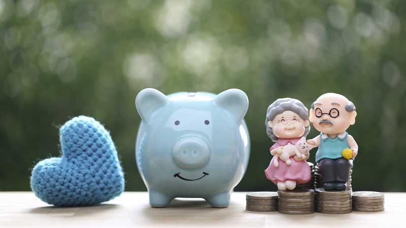 Maximizing Retirement Savings: Understanding the Benefits of IRAs