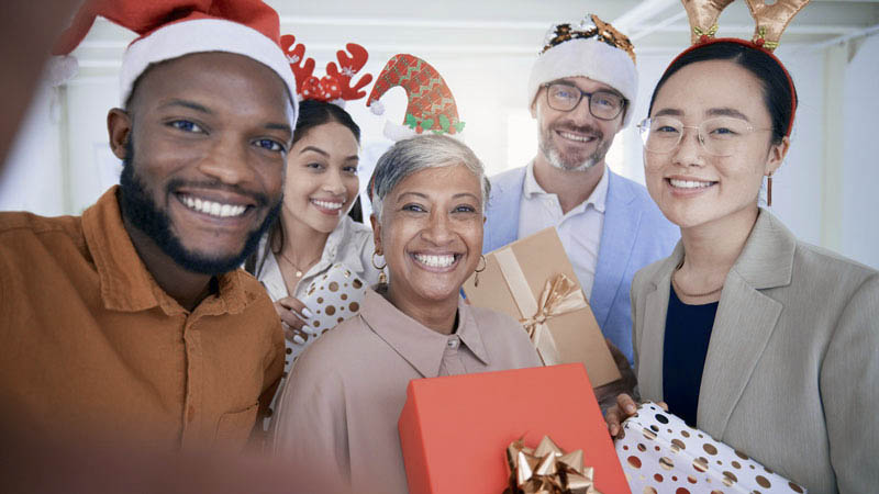 Gifts to Employees – Taxable Income or Nontaxable Gift?